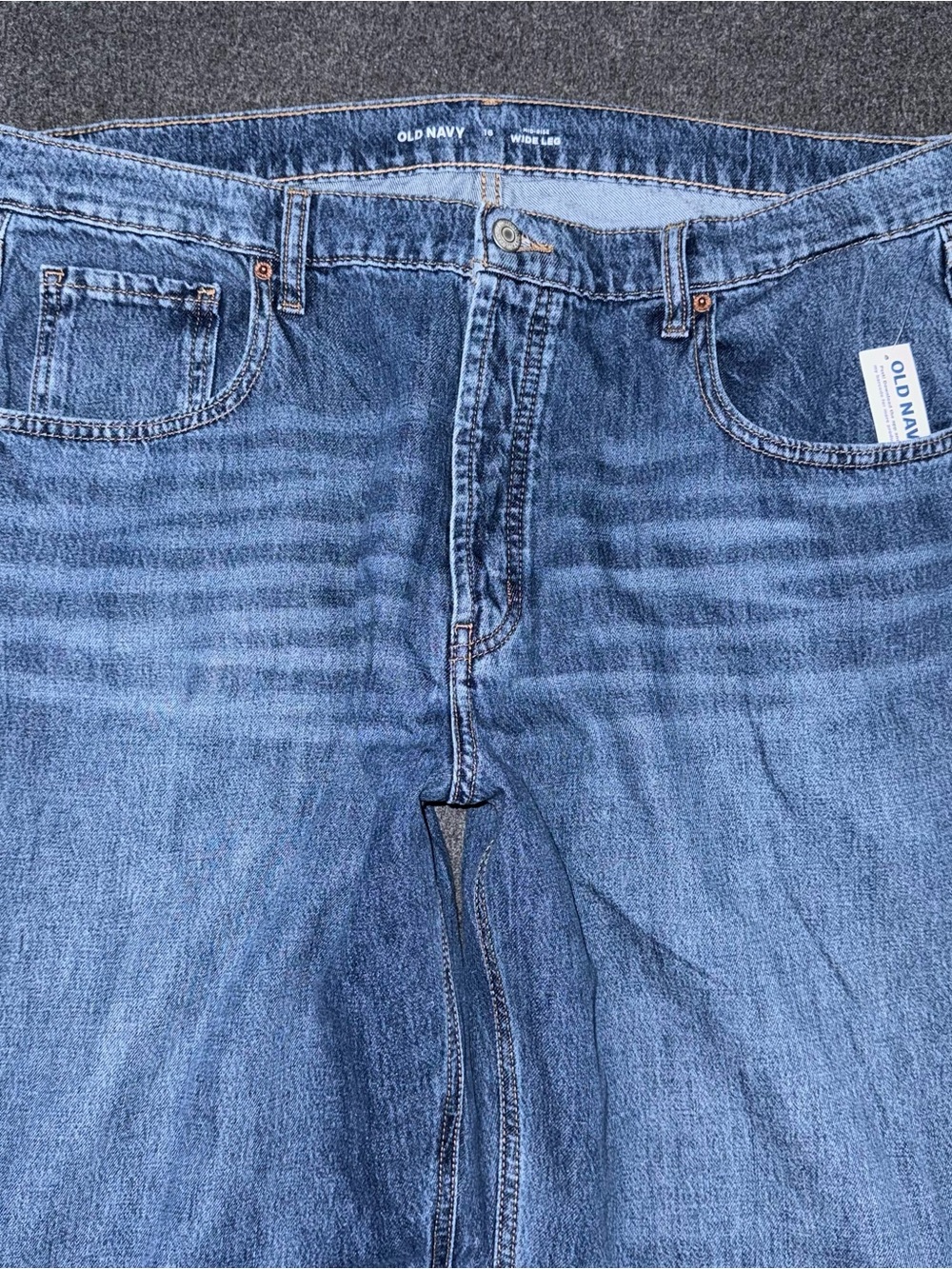 NEW Old Navy Slouchy Wide Leg Jeans Mid Rise Medium Blue Wash Button Fly Size 16 - Picture 4 of 8